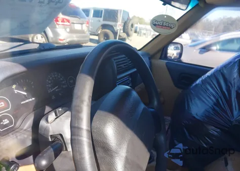 1998 Jeep Cherokee Se from USA, damaged, VIN 1J4FT27P0WL265454